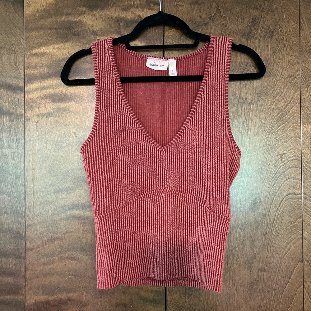 Buckle brand “willow and root” ribbed tank